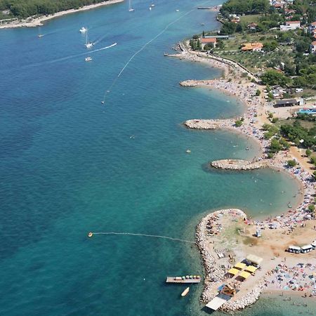 2-Bedroom Apartment 300M From Beach In Punat Exterior photo